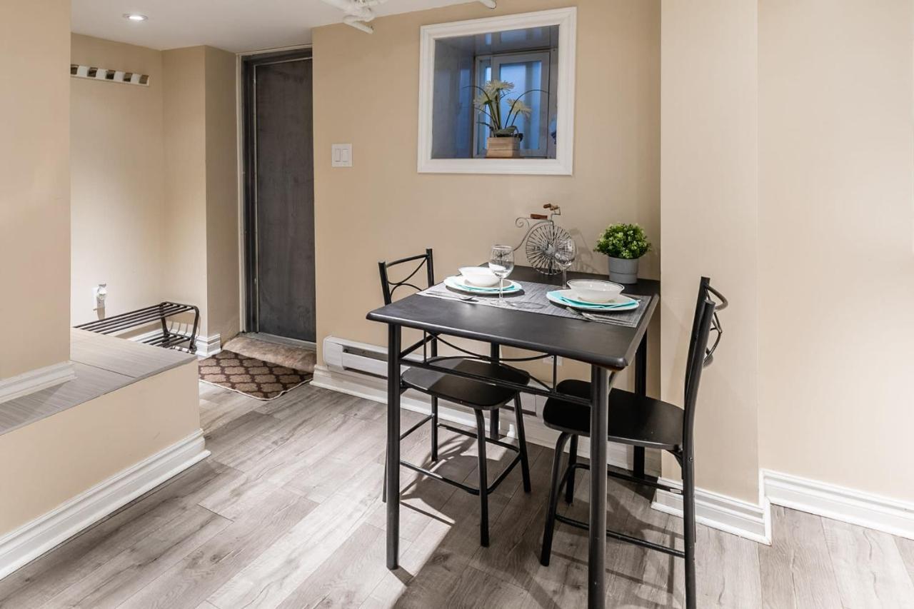 Newly Renovated - Cozy 1Br Apt With Netflix - Prime Location Торонто Экстерьер фото