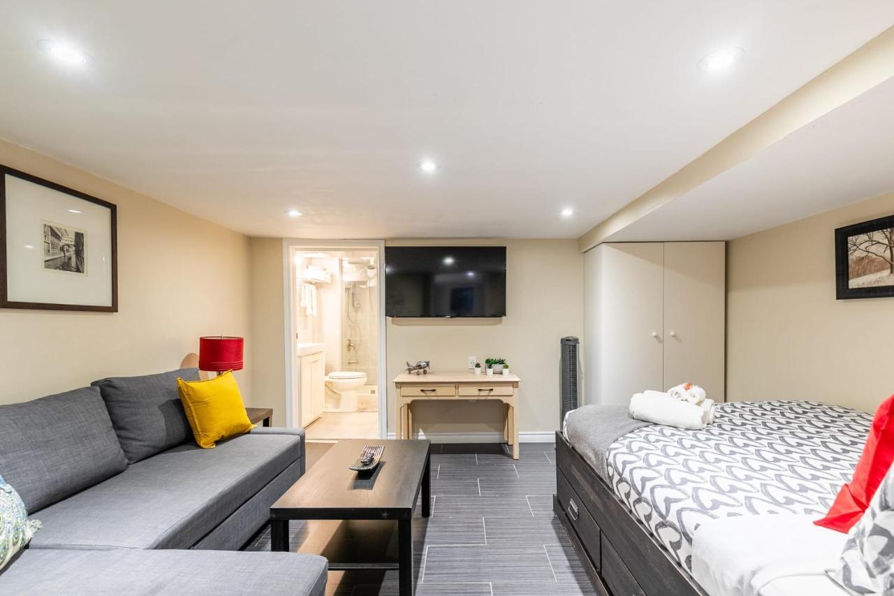 Newly Renovated - Cozy 1Br Apt With Netflix - Prime Location Торонто Экстерьер фото